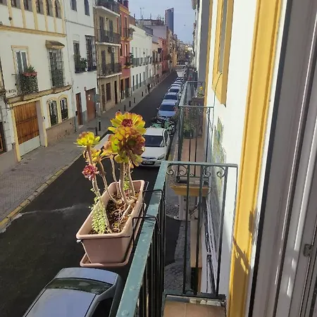 Vive Triana Apartment *